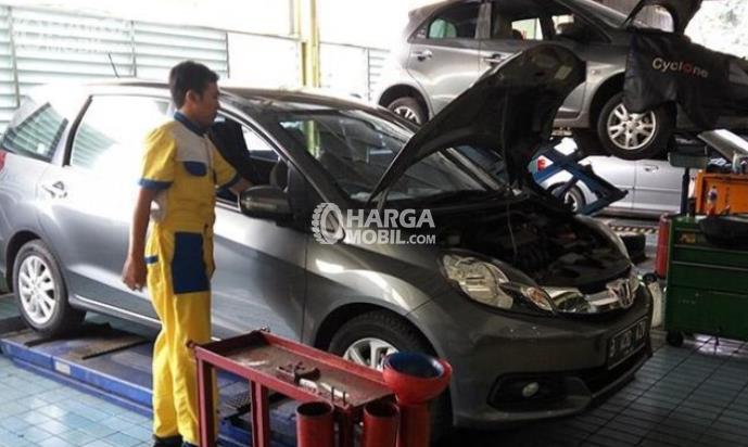 Tips Mudah Memperpanjang Umur Aki Mobil Yang Jarang Diketahui