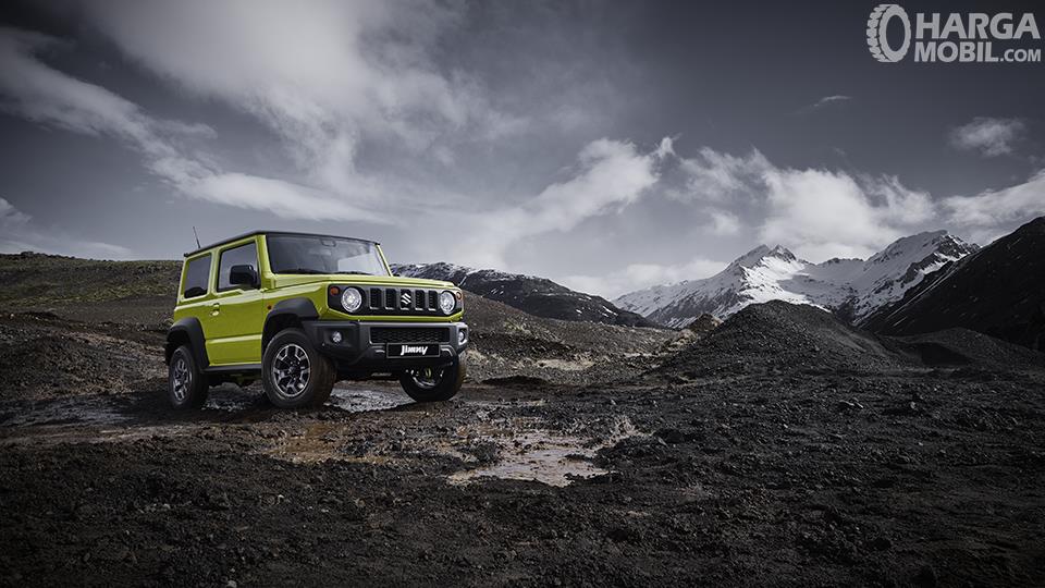 Fender Besar Dan Kekar Di Sisi Samping Suzuki Jimny 2018