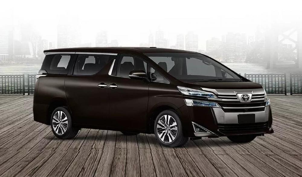 Tampilan Samping Toyota Vellfire 2018 berwarna coklat tua