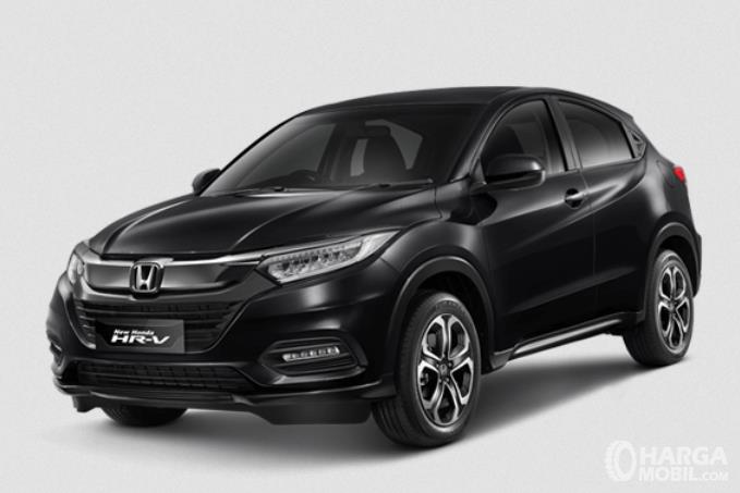 Gambar ini menunjukkan Mobil New Honda HR-V warna hitam tampak depan