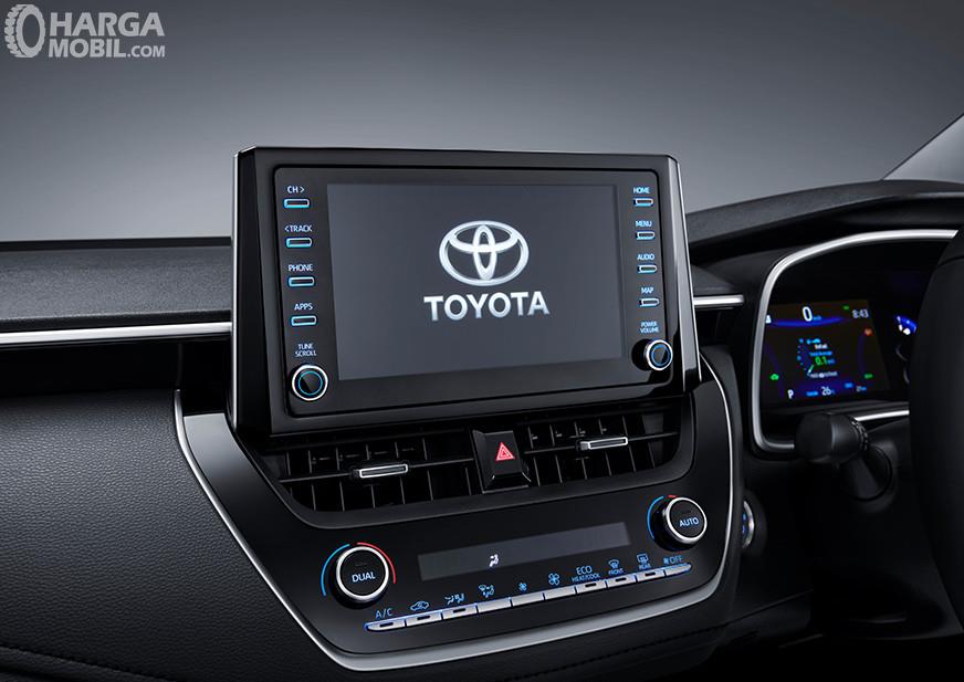 Foto head unit All New Toyota Corolla Altis Hybrid 2019