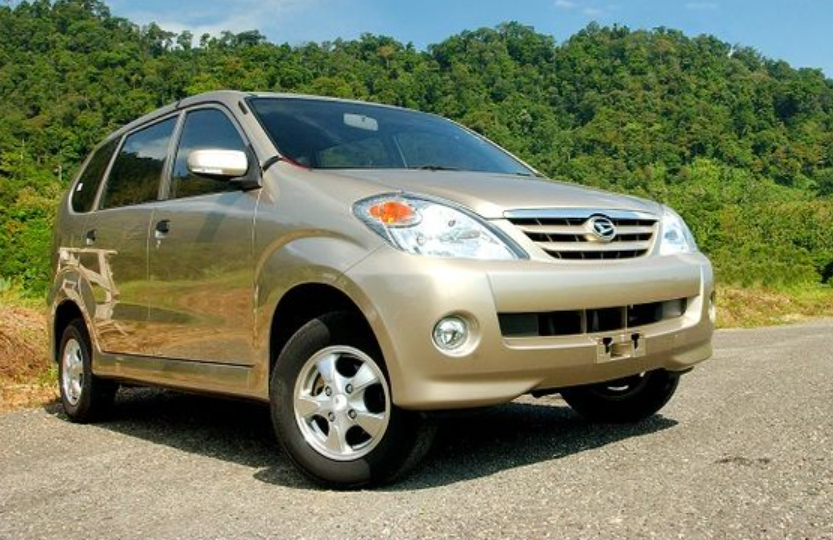 Daihatsu Xenia 2005 Mobil keluarga murah dibawah 70 juta