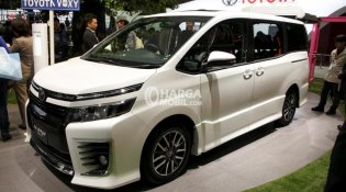 Review Toyota Voxy 2017, Spesifikasi, Harga dan Gambar Lengkap