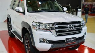 Review Toyota Land Cruiser 2017,  Spesifikasi, Harga dan Gambar Lengkap