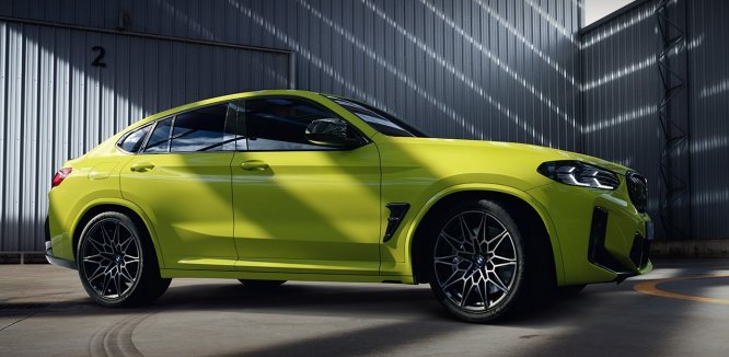 Review BMW X4 M 2022: Naik Kelas Jadi Salah Satu SUV Tercepat di Dunia
